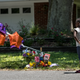 Illustration for article titled Georgia Officials Investigate Note Left at Ahmaud Arbery Memorial; Lawmakers Press DOJ for Civil Rights Investigation